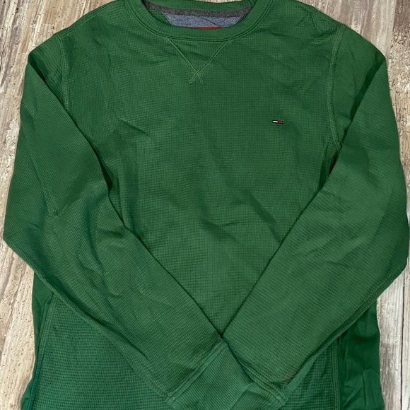 Tommy Hilfiger top - Picture 2 of 4